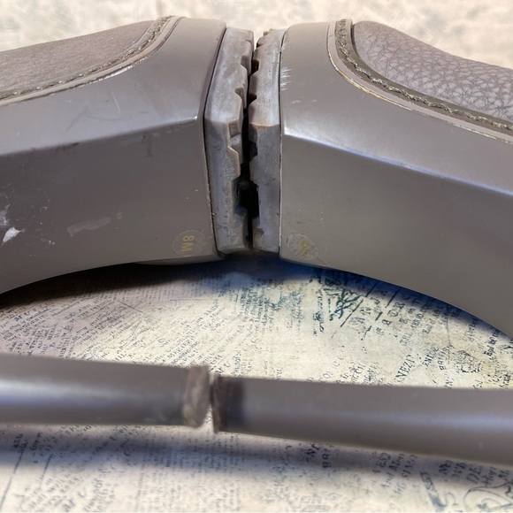 BCBGMaxAzria Virginia All Leather Platform Stiletto Heel Pull-on Boot Taupe - Picture 10 of 13